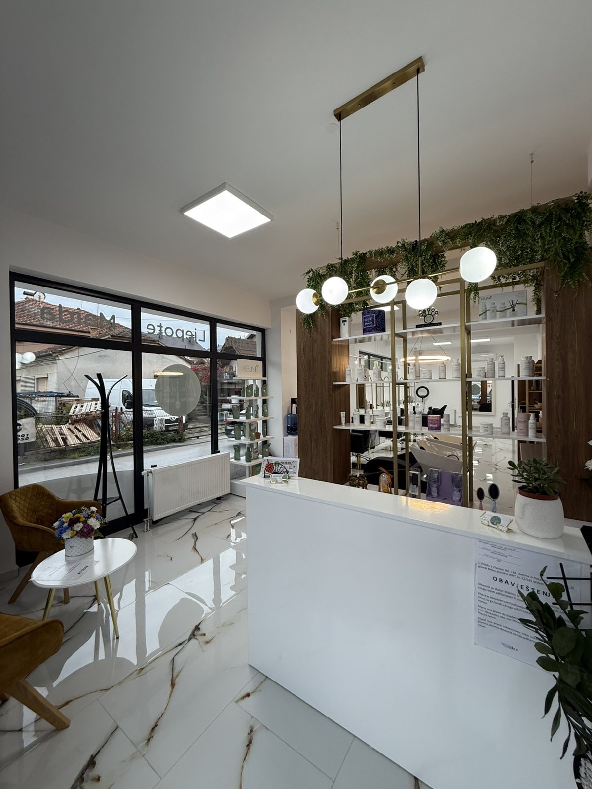 Recepcija salona